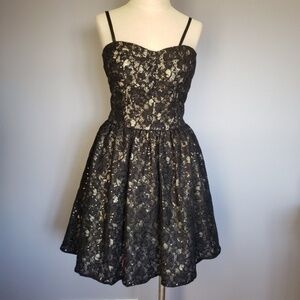 NWT MINUET Spaghetti Strap Sequin Lace Dress L